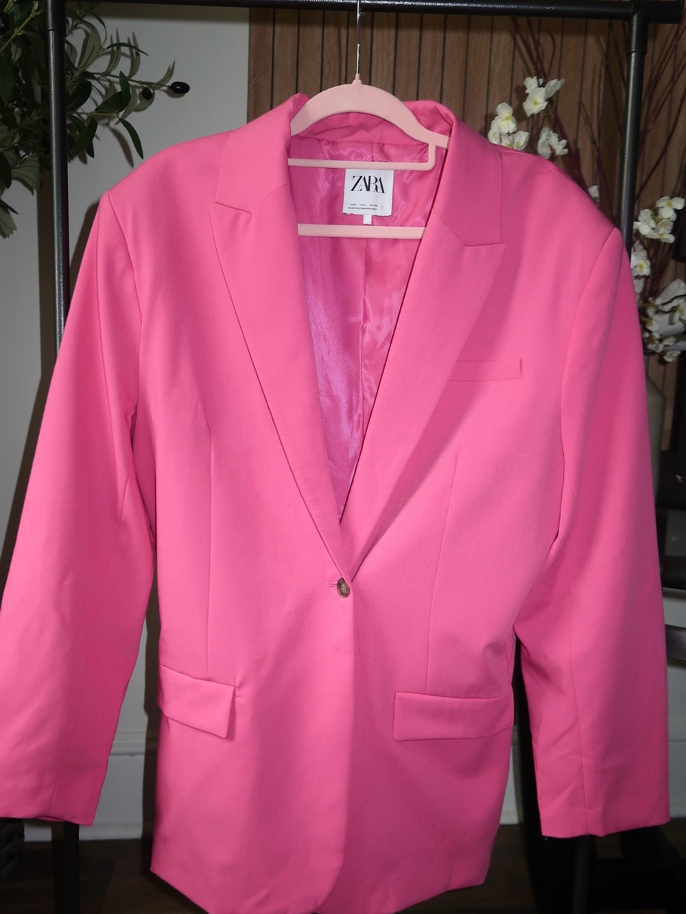 ZARA Vibrant Hot Pink Single-Button Blazer